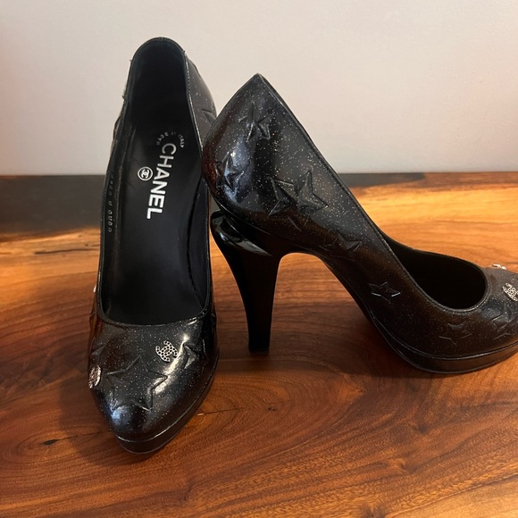 Chanel ‘Star Motif’ Pumps - Very Rare, Beautiful Near New Condition - Picture 2 of 11